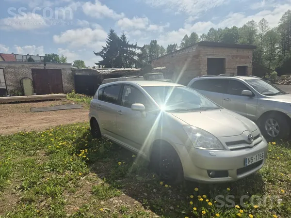 Продам Toyota Corolla Verso 2004 года

Надёжный и экономичный семейный авт