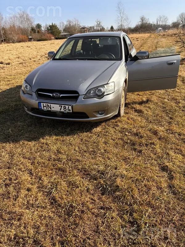 Pardodas normals auto viss strada kam jastrada.