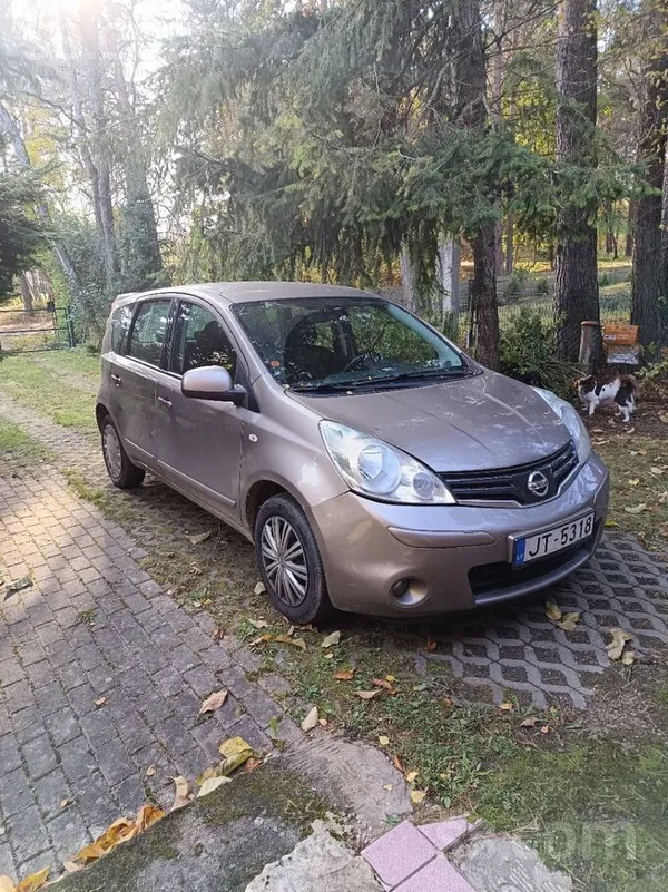 Nissan Pārdodu ar pirmo iemaksu -500 eiro un savstarpēju 