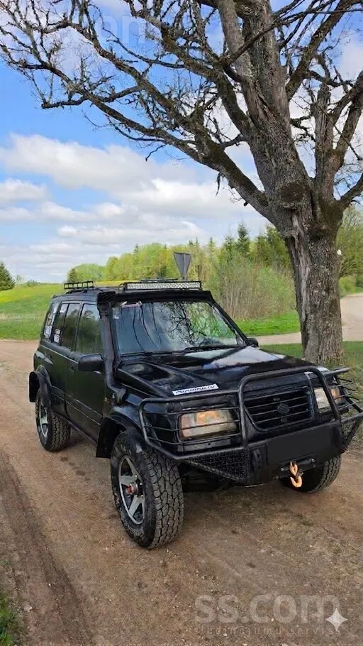 Tirgoju Suzuki Vitara V6 autiņu. 
2.0 benzīns. 
Autiņam izieta svaiga skat