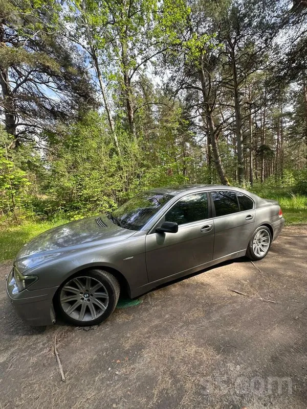 BMW 730