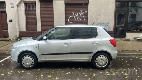 Pārdodu Škoda labā stāvoklī. Nesen nomainīti visi filtri, uzstādīts jauns ak