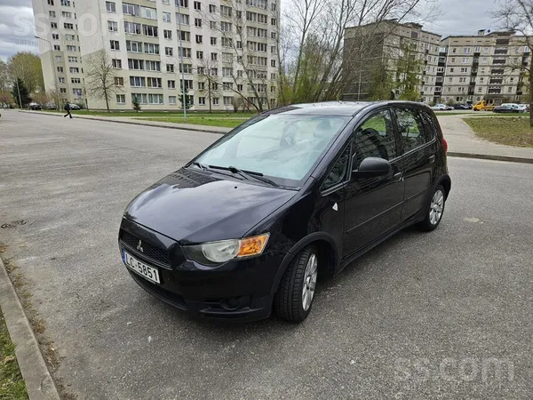 Mitsubishi 95 zs. Auto ir labā tehniskā stāvoklī, vizuālie de