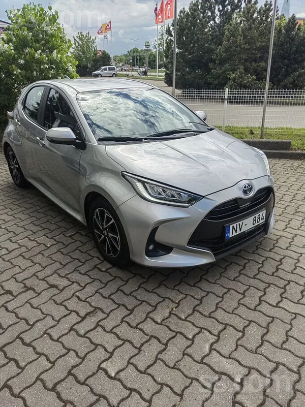 Toyota Toyota Yaris, 1.5 ar automātisko ātrumkārbu. Nākam