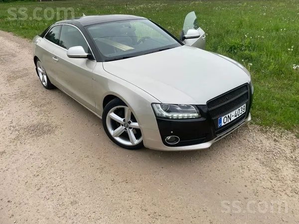 Pārdodu Audi A5 S-line izpildījumā ar jaudīgo un dinamisko 3.2 Fsi dzinēju (