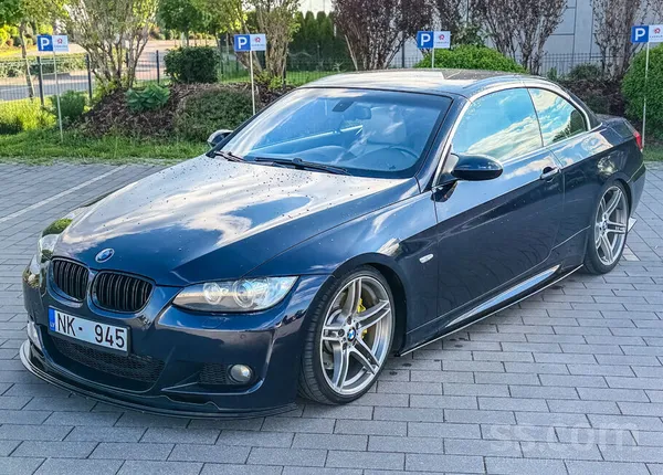 BMW 330