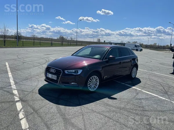 Audi Продаю Audi a3 8V, 2015g бордовый металик , 81 кв,