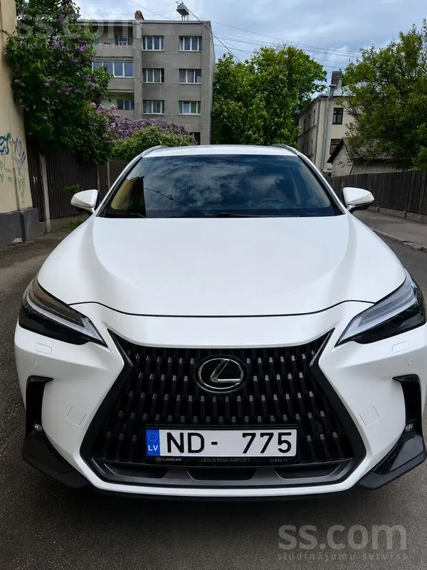 Lexus Продаётся Lexus Nx350H Hybrid, 2022 года выпуска,