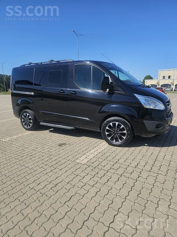 Ford Pārdodu Ford Tourneo custom. 