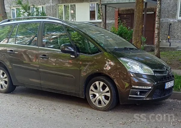 Citroen Pārdodu uzticamu un ļoti ietilpīgu auto – Citroen 