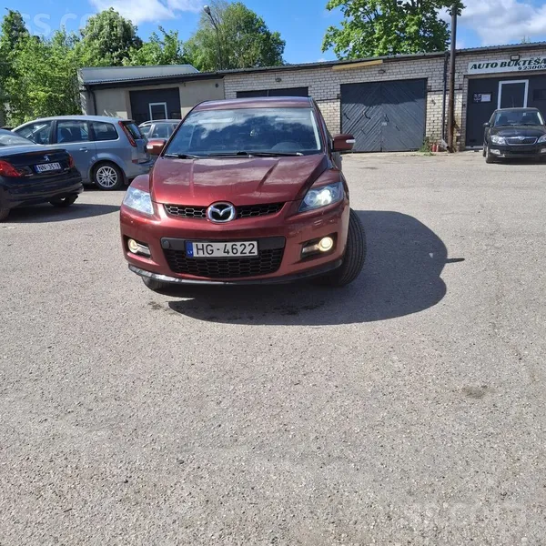 Mazda 4×4 Mašīna ar jaunu skati. Viss strādā, gan pilnpi