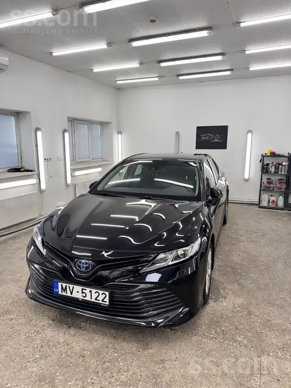 Toyota Pārdod Toyota Camry Hybrid 2.5 uzticams, ekonomisk