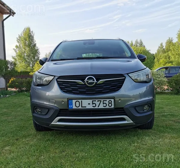 Opel Pārdodu Opel Crossland X, 1.6D, manuālā 5 pakāpju 