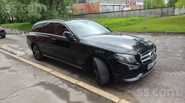 Mercedes E220