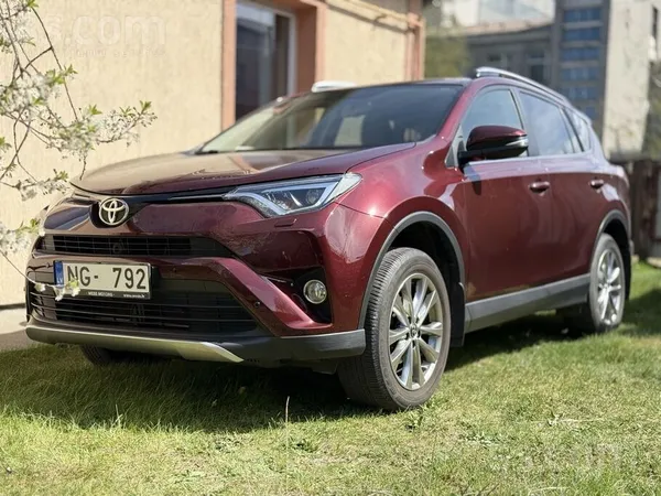 Toyota Всё исправно, отличное состояние, иделаьный сохран