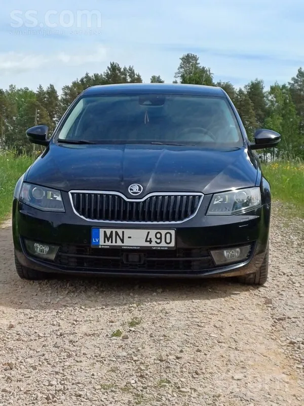 Skoda Pārdodu Škoda Octavia automašīnu teicamā tehniskā 