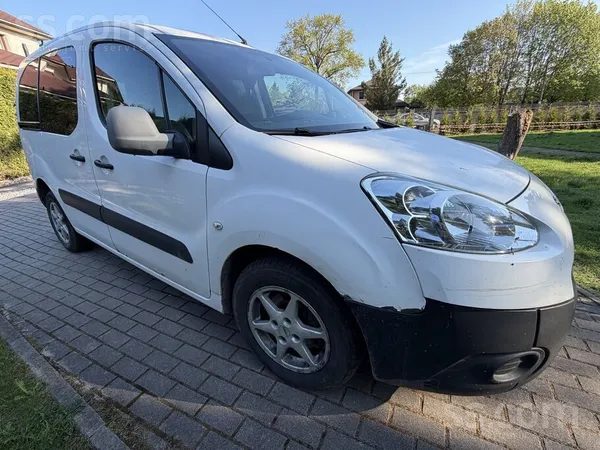 Peugeot Pārdod Peugeot Partner ar manuālo pārnesumkārbu, d