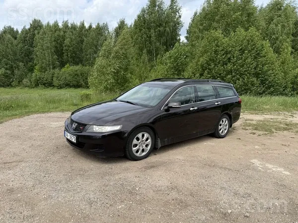 Honda Pārdodu Honda Accord ar salīdzinoši mazu nobraukum