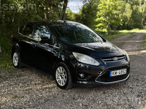 Ford Ford C-Max ar manuālo 6 robu ātrumkākrbu