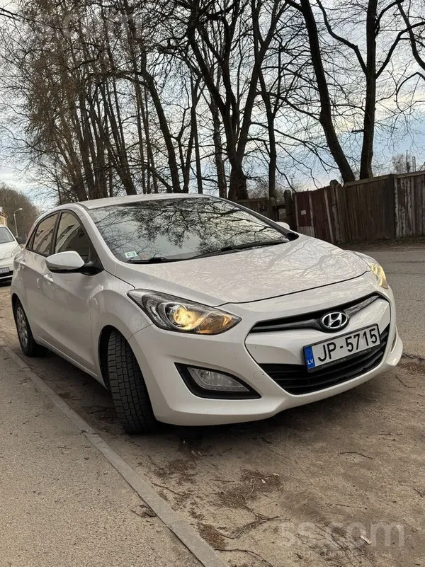 Hyundai Pārdodu Hyundai i30 1.6 turbodīzeli ar automātisko