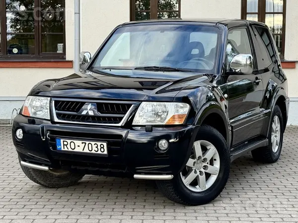 Mitsubishi Pardod Mitsubishi Pajero 3.2D , automatiska atrumk