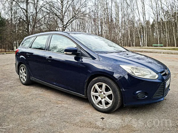 Ford Pārdodu uzticamu auto. Zems degvielas patēriņš. Ja