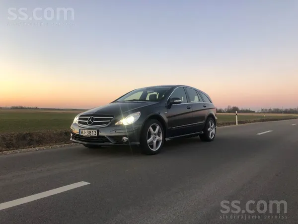 Pardodam mb300 labā tehniskā kārtībā , auto kādu brīdi jau nelietojam tamdēļ