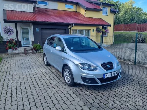 Seat Pārdodu Seat Altea xl automāts . 103 kw. Automašīn