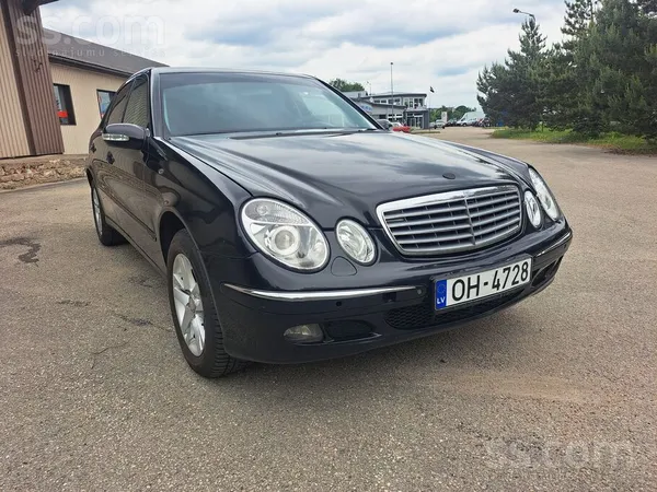 Mercedes Pārdodu labā stāvoklī Mercedes Benz E200 2.2 dīzel