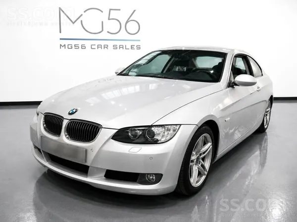 BMW BMW 325i Coupe E92 Titan Silver