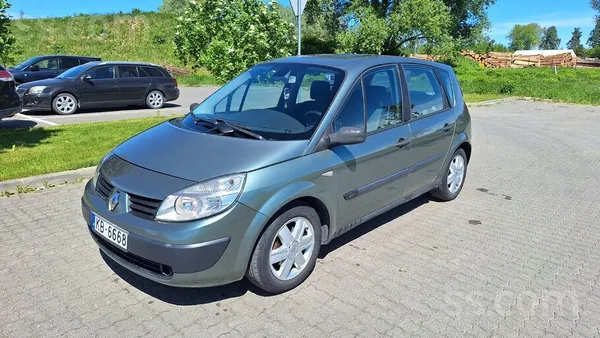 Renault Īpašnieks pārdod Renault Scenic 1.5dCi – 74 kW. Ga