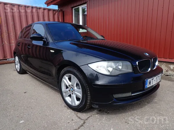 BMW BMW 118 2.0Td ir Labā stāvoklī, T. A. bez aizrādīj