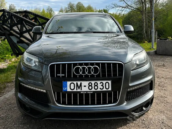 Audi Pārdod Audi Q7, Sline