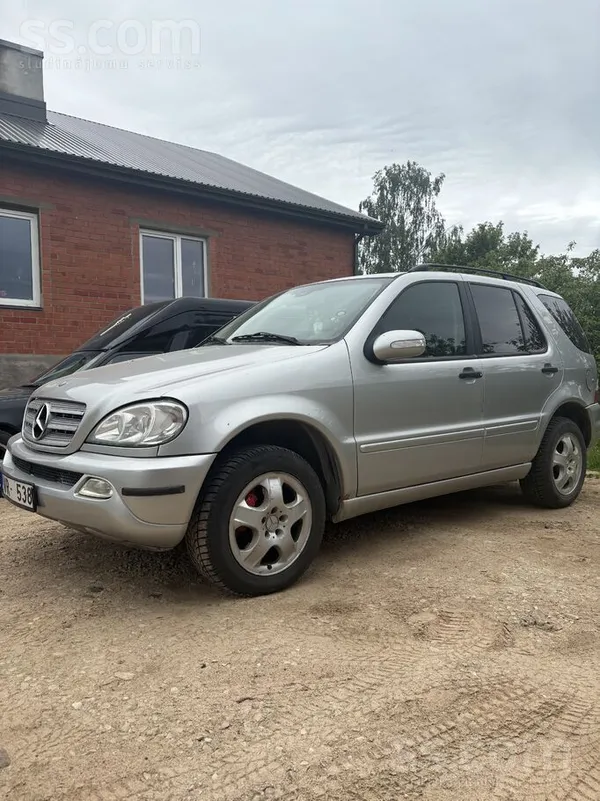 Mercedes ML270