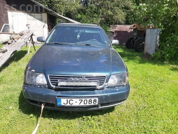 Audi Audi a6 c4.103kw. rucusos braucos, iet lopà. vizua