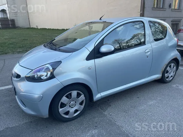 Toyota Pārdodu uzticamu ikdienas pilsētas auto Toyota Ayg