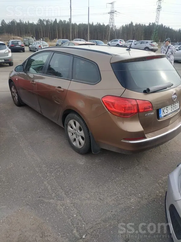 Opel Машина приобретена в Латвии, один владелец, в очен