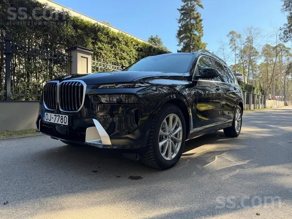 BMW Pārdod mazlietotu BMW X7, pirkts jauns Latvijā. Vi