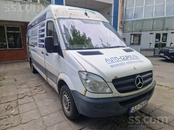 Mercedes Pārdodu Mercedes-Benz Sprinter 2.2 95Kw darba stāv