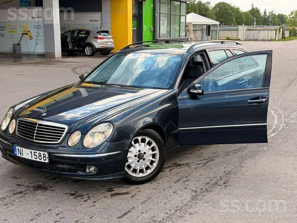 Mercedes E270