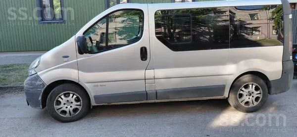 Renault Pārdodas 9 vietīgs busiņš, viss darbojas ir vizuāl