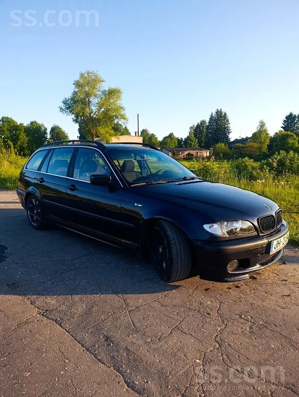 BMW 320