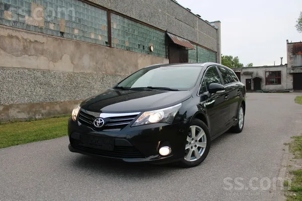 Toyota Toyota Avensis universālis tikko no Vācijas, labāk