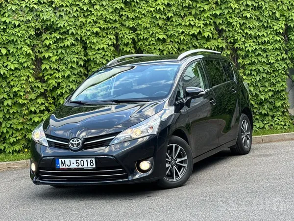 Toyota Toyota Verso 1.6 D-4D dīzelis 82kw 7vietas