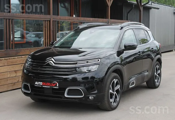 Citroen Pārdodu Citroen C5 Aircross, 2019.Gada 1.2i Benzīn