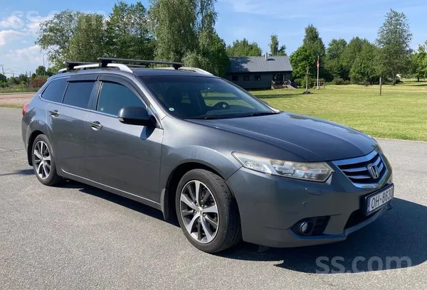 Honda Pārdodu Honda Accord 5D Tourer 2.4 Executive MT