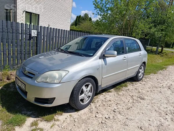 Toyota Toyota Corolla, новый ТО, очень экономичная 4, 8 л