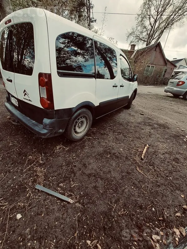 Citroen Pārdod Citroën Berlingo ar ekonomisko un uzticamo 
