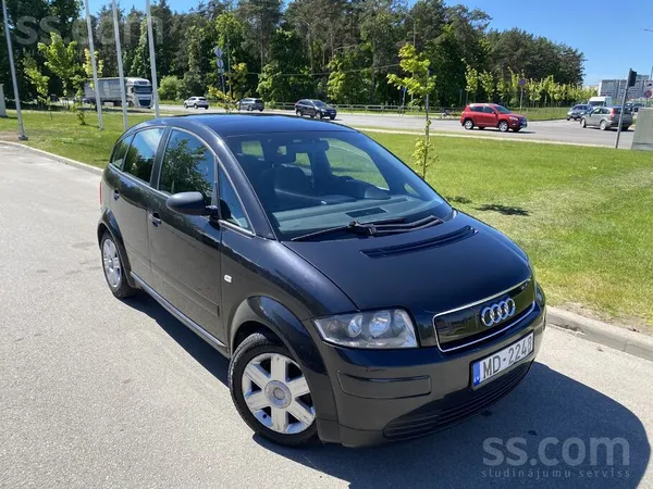 Audi Audi A2 1.4.tdi 2003 melns metaliks. 