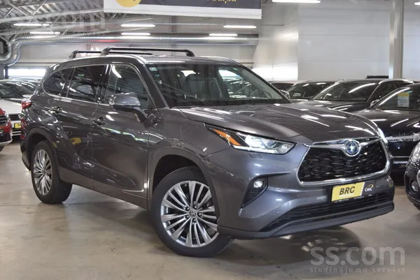 Toyota Toyota Highlander. 2022. gada. 2.5l hibrīds (benzī